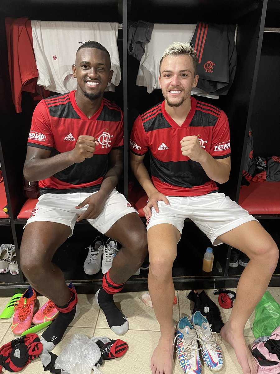 GabrielNoga02's tweet photo. Bora dupla!!!! Seguimos firmes👊🏻🔴⚫️ https://t.co/ZyAPzzPBSY