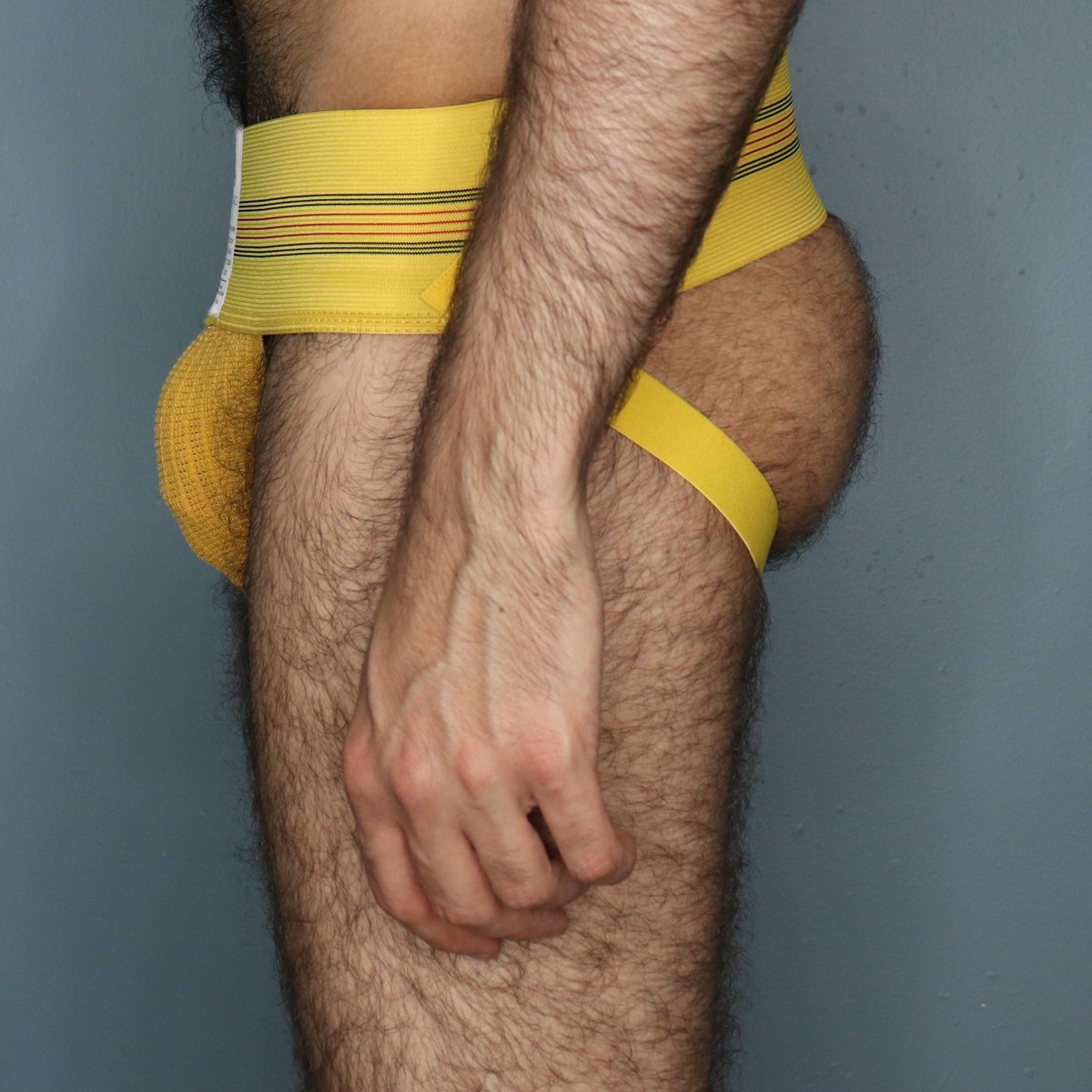 HairyStylez4's tweet photo. Easiest way to tell my gym buddies that im into #pissplay in the shower... Yellow Jockstraps have gotten me in some raunchy situations... Woof, piss tastes refreshing after a tiring workout. #yellowjockstrap #raunchyjockstrap #usedjockstrap #dirtyjockstrap #gymgay #Hairyboy https://t.co/Q2PEyj02fT