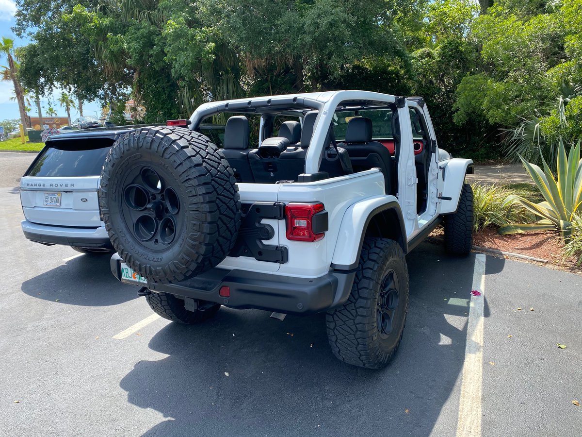 angelab_ab's tweet photo. Jeep / Beach / Tacolu / Life is Amazing! https://t.co/h02R4ikh8H