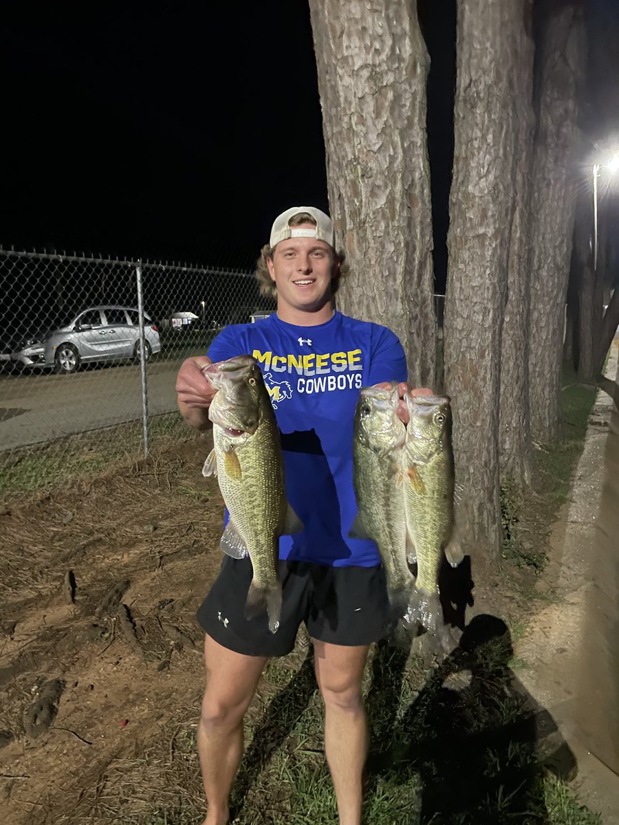 Bradley Livingstone II tweet media