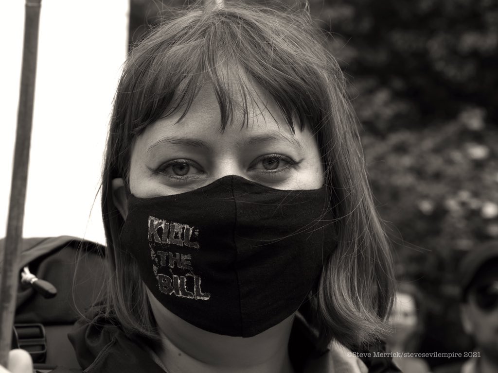 stevesevilempir's tweet photo. Kill the bill protest. London. 29/05/2021 #killthebill #xr #BLM #crime #protest #London #bolsonaro #HumanRights #policing @stevesevilempir #KillTheBill #KillTheBillProtest #ExtinctionRebellion #BlackLivesMatter https://t.co/2e8LcaGsnD