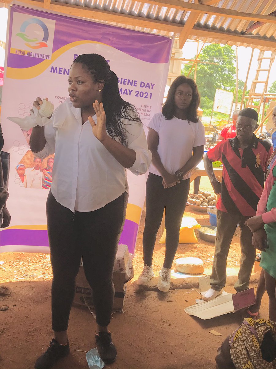 omiemo_ejum's tweet photo. Was a good moment with ogada community Obubra LGA cross river, we @ruralaidinitiative enlighten the participants on the myth/misconception of menstruation, proper use of pad/ menstrual hygiene.the people concern was focus on lack of fund to buy pad. https://t.co/7yjaiu9ZKd