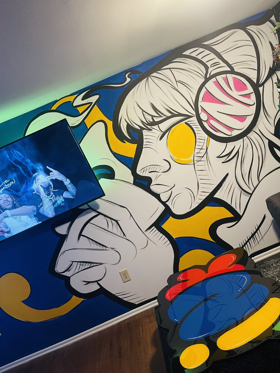Supa_Spiderman's tweet photo. Dropping some more murals for your timeline 😋🎨

Instagram “Stricklyink” &amp; “iNK_Murals” https://t.co/DApdPpqSJY