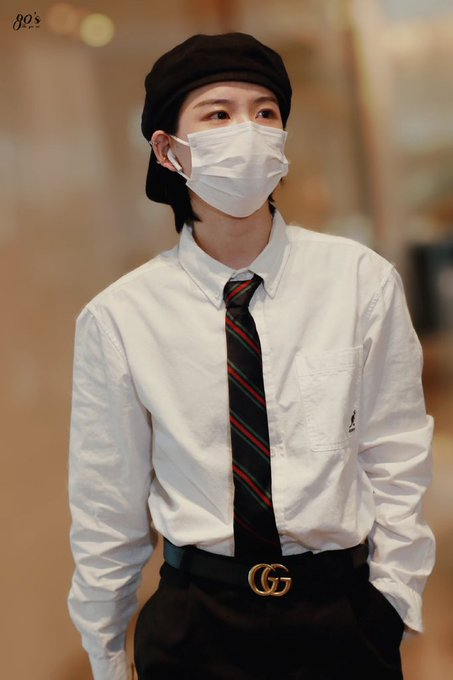 kekexlu's tweet photo. a @satoayayako disse que eu fiquei bem com esse chapeuzinho e o uniforme 🥺🥺 https://t.co/HSrpQhDLME