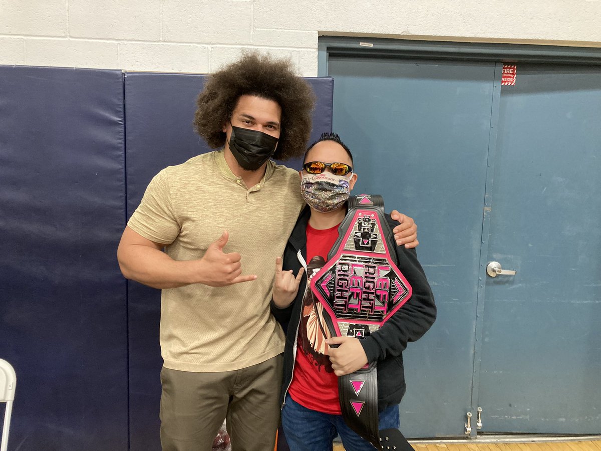 SensesPunk's tweet photo. I got to meet Carlito at #PowCon, I told him it was awesome that he was in the Royal Rumble Match and he appreciated that. He was really cool to meet in person. https://t.co/JbvUARADOU