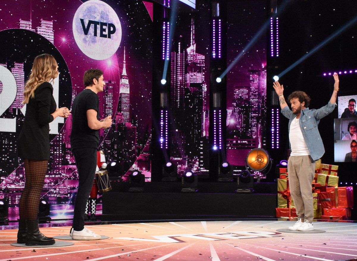 Arthur_Officiel's tweet photo. #VTEP inédit exceptionnel ce soir en Prime sur @TF1 au profit de l’association #A2main de #Jarry ! RT si tu seras devant 🚀

@JarryAtypique @alsublet @CamilleCerfOff @Ahmed_Sylla @claudiocapeo @Booder_officiel @TelleTerence @claude_KohLanta https://t.co/MD6D5mlNWa