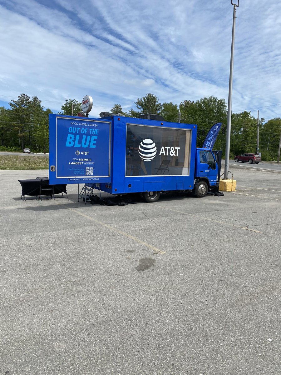 DoodyJesse's tweet photo. The Mobile store is in beautiful Millinocket Maine. The coverage around here is very impressive. Looking forward to spreading the great news all around Millinocket. #attoutoftheblue @JessRacine8 @keroninc @CarolWalsh01 @dee_sims207 @AshleeNay @TheRealOurNE https://t.co/bvLxix39d5