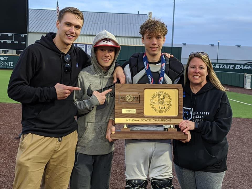 STATE CHAMPS! Dad has the biggest smile above with the best seat in the house❤️