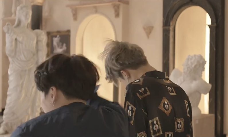 hoscass's tweet photo. Yoonminas em "eu juro que eles se amam"; a thread https://t.co/hTYRUPJI9v