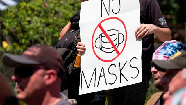 thehill's tweet photo. California cafe charges customers wearing masks $5 https://t.co/dvrw7avkzw https://t.co/GUgWBR1hRe