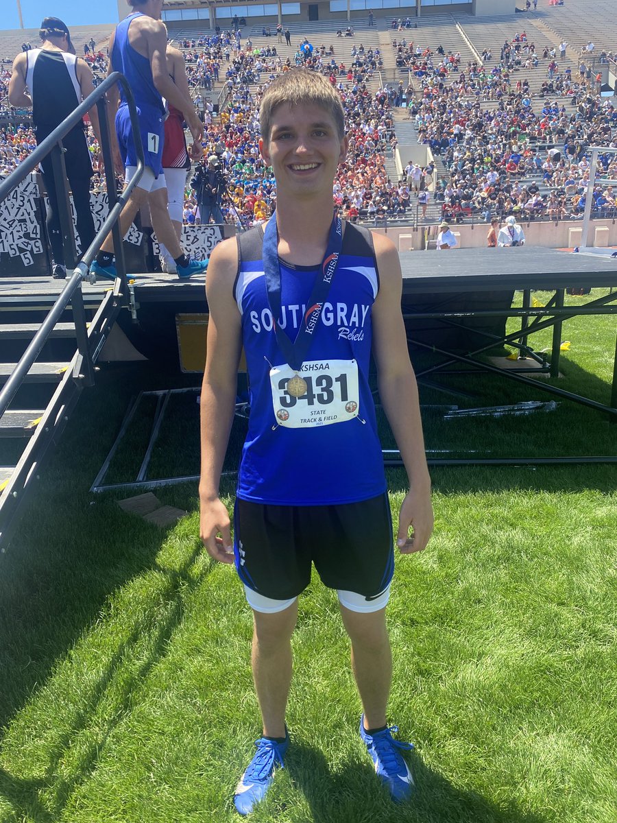 Class 1A boys 110m hurdles state champion is Ethan Salmans of South Gray #TrackinKansas