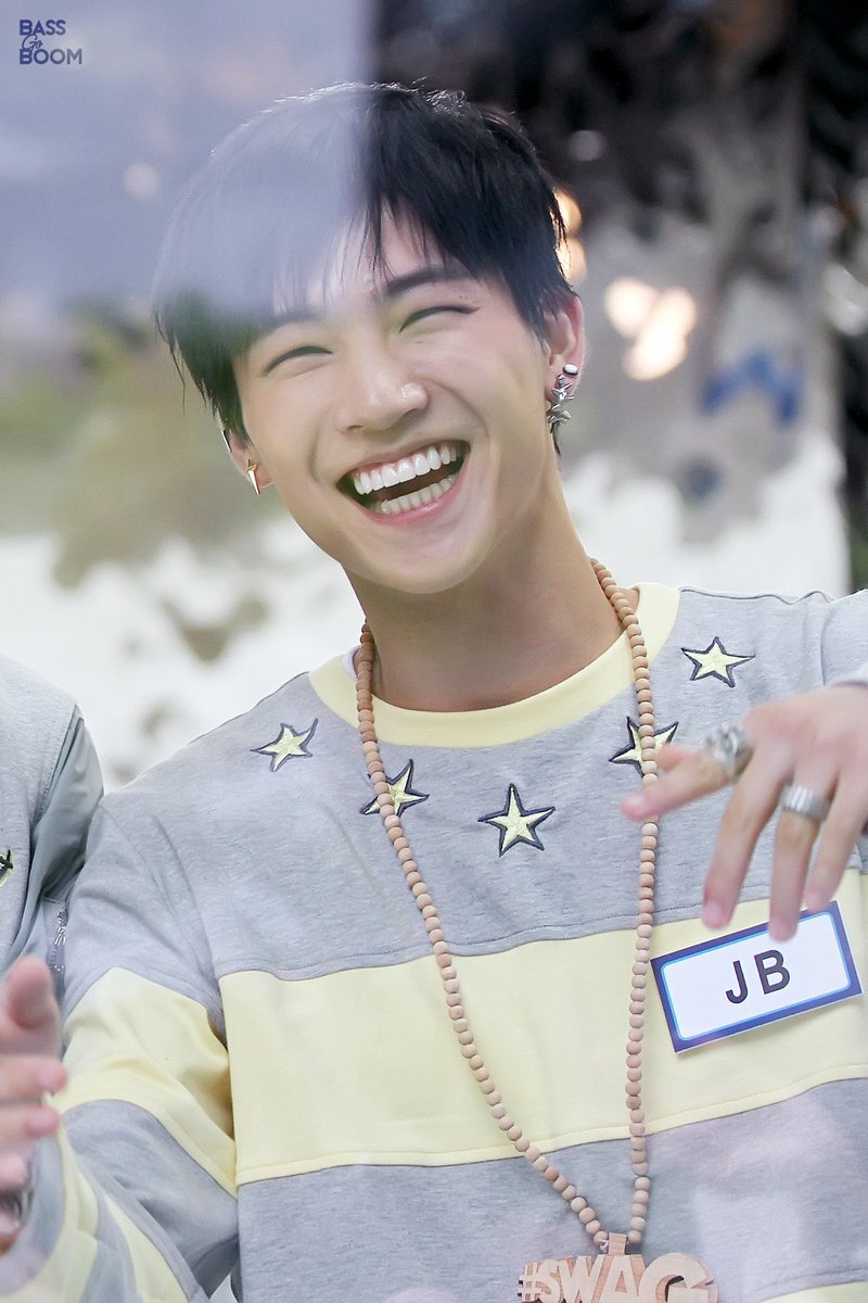 happy kpop smiles on X: 