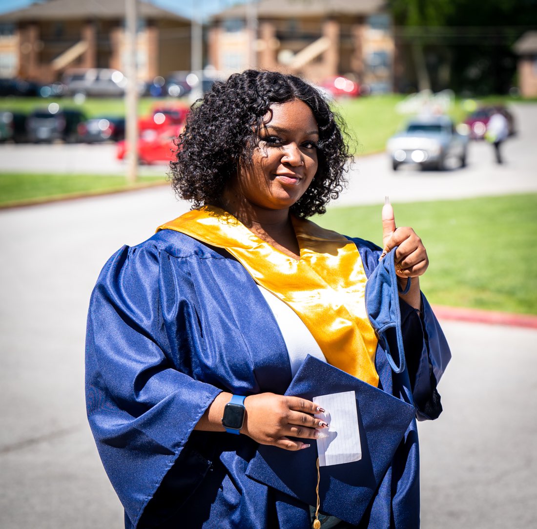ISDSchools's tweet photo. Congratulations to the @ChrismanBears Class of 2021! #isdstrong https://t.co/v9tCLKGkit