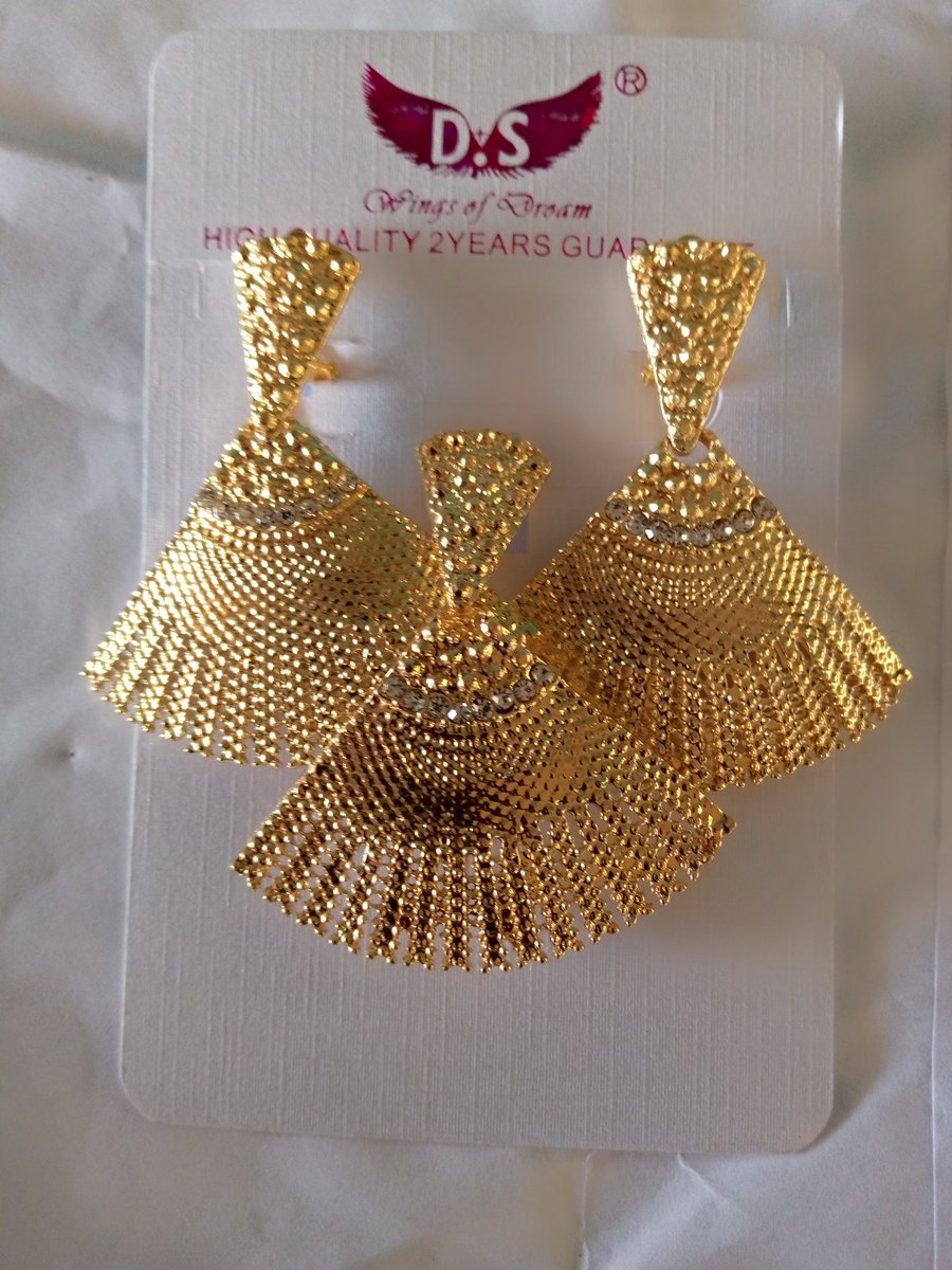 dcupid_beauty_p's tweet photo. We sell non tarnish quality jellwery at affordable prices.
Payment validate order.
Call/Watsapp 08102387376
Location : Ibadan
#AbujaTwitterCommunity
#Adeherself #SurulereUnderSiege #UCLFinal #AmaechiAndNPAFacts #cryptocoachschooltour #Heinekenuclinabuja #BankWarsSemiFinals #Atiku https://t.co/qAUsz6xx7r