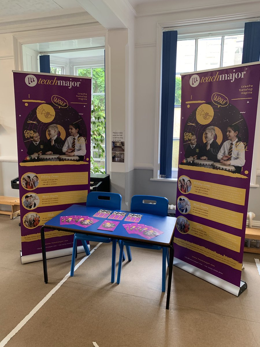 Leicesterprep1's tweet photo. The School hall all set up and ready for today’s open day!📚✏️ https://t.co/jJ8MOzlGmb