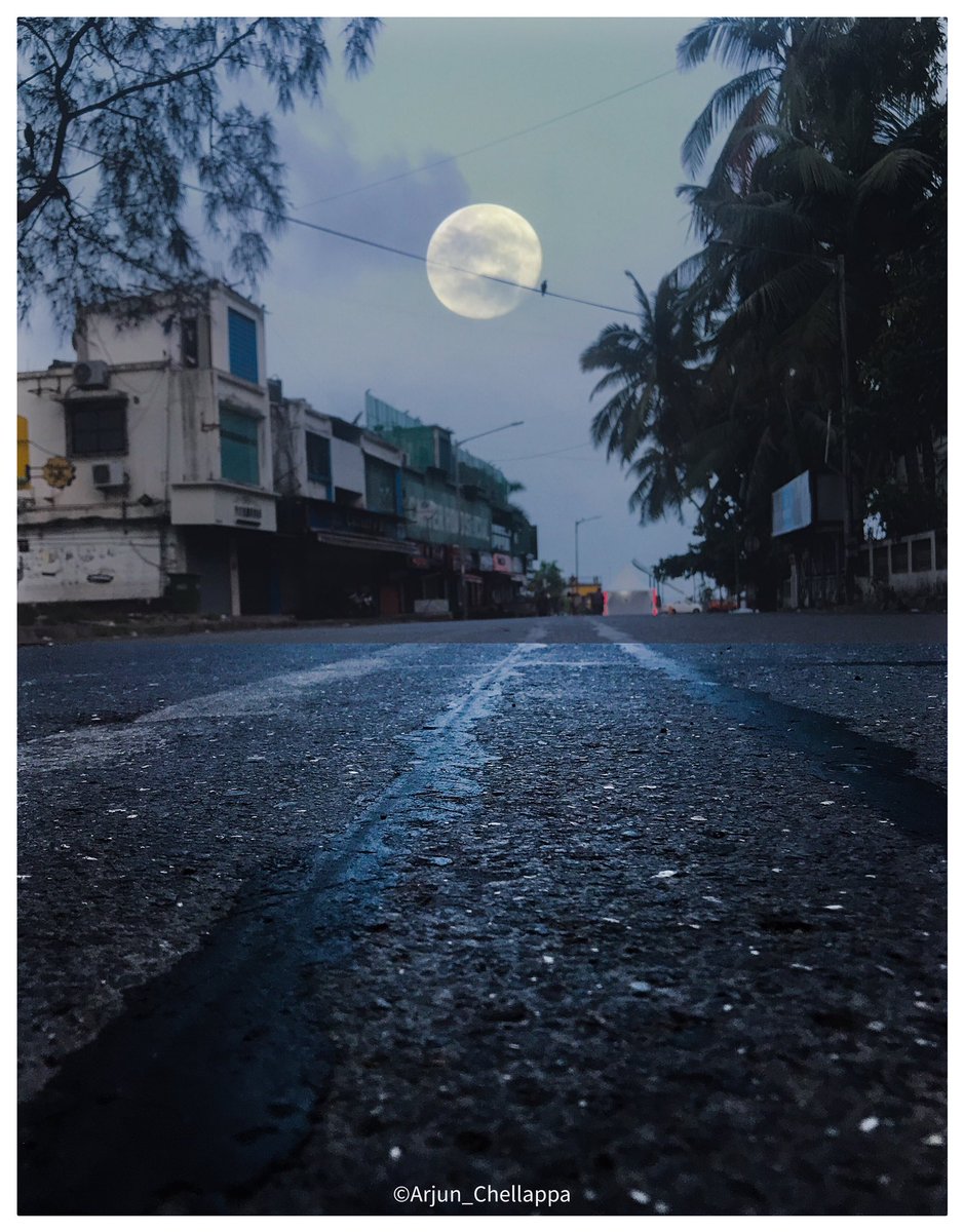 ArjunChellappa's tweet photo. Comment below 👇🏽 about the pic
#WeekenD #positivevibes #mumbailockdown2021 #mumbaikar #passionaboutphotography📷 #viewcaptured⭐️ #morningviews☀️ #lightroomedits #photoexpress #adobe #shotoniphone #nikonphotography #fightagainstcoronavirus✌️ #bestrong💪 #like #share #comment https://t.co/H45v3nfRcl