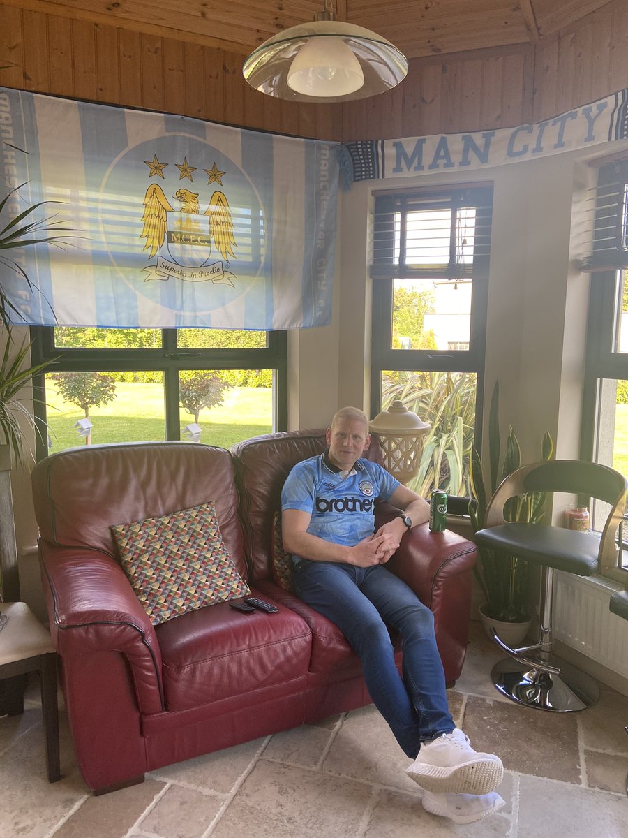 Getting comfortable 🍺🍺#ManchesterCity