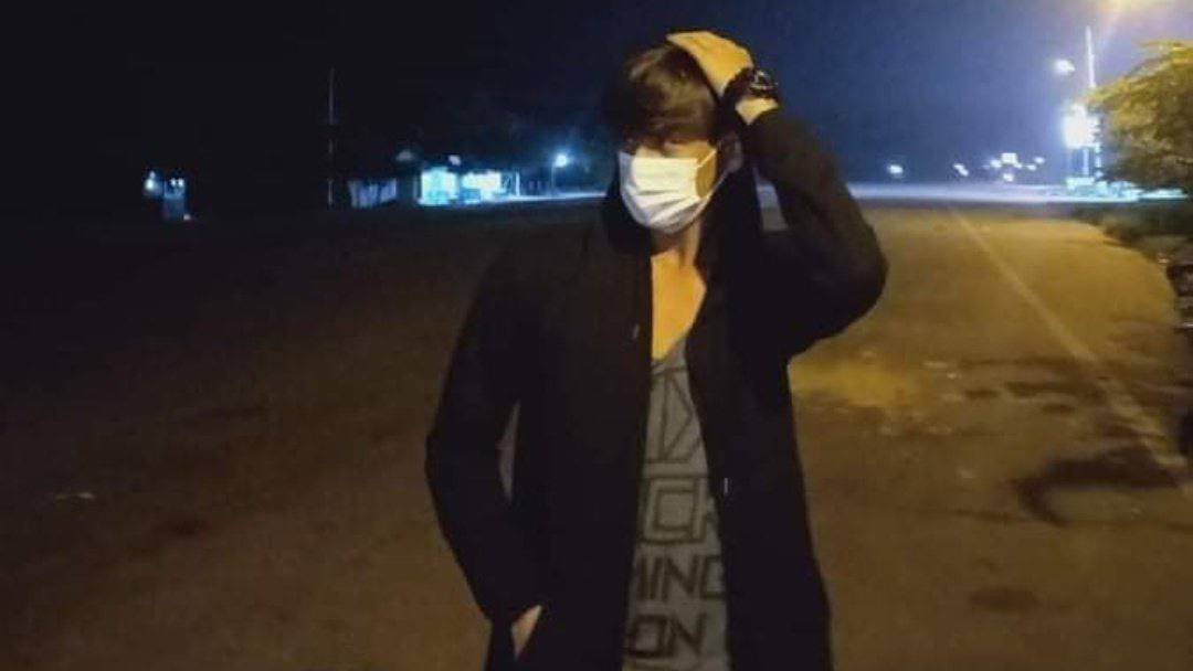 Junta abducted a boy while he was in his house alone in Myawaddy Ward, #Tatkon, and took his phone. #May29Coup #GlobalArmsEmbargo #WhatsHappeningInMyanmar