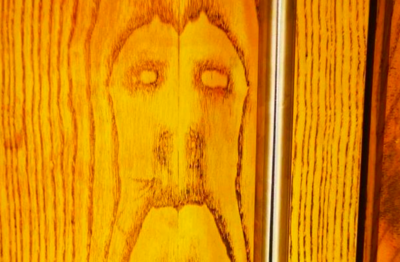 The Mirror tweet media