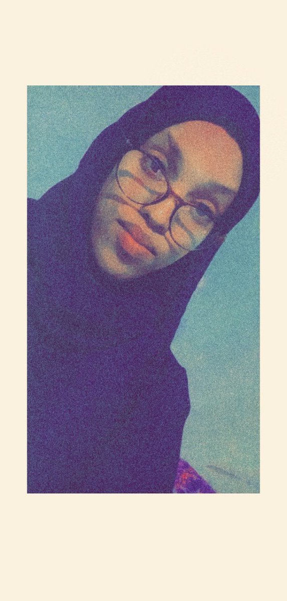 mufakir_asma's tweet image. Rumayso awoodaada ruuxiga ahi inay kuu riixayso run ka yeelidda riyooyinkaga.....🖤
 
#SoulStrong..🤍