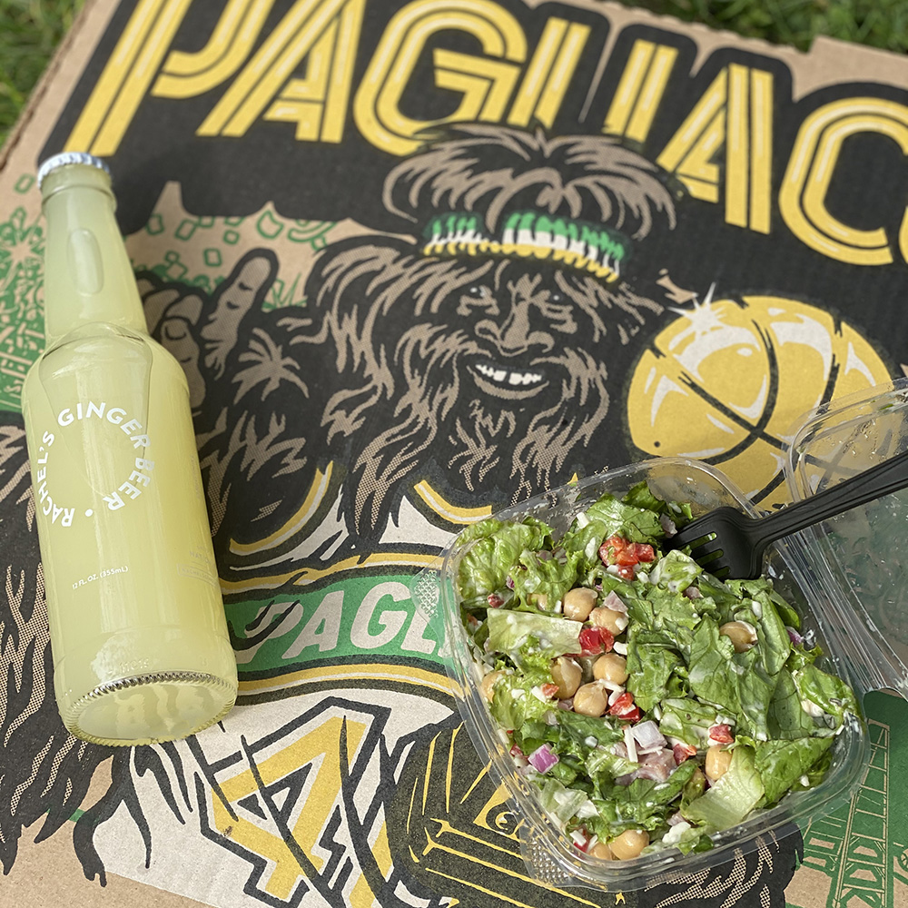 pagliaccipizza's tweet photo. Picnic season is upon us and we have got you covered for a relaxing (and COVID-responsible) outdoor lunch! A fresh salad and crisp Rachel's Ginger Beer goes great with any of your favorite Pagliacci pizzas. See you at the park!
#pizzasaladsoda #besttrio #handmadesoda https://t.co/f6I65jqM5L