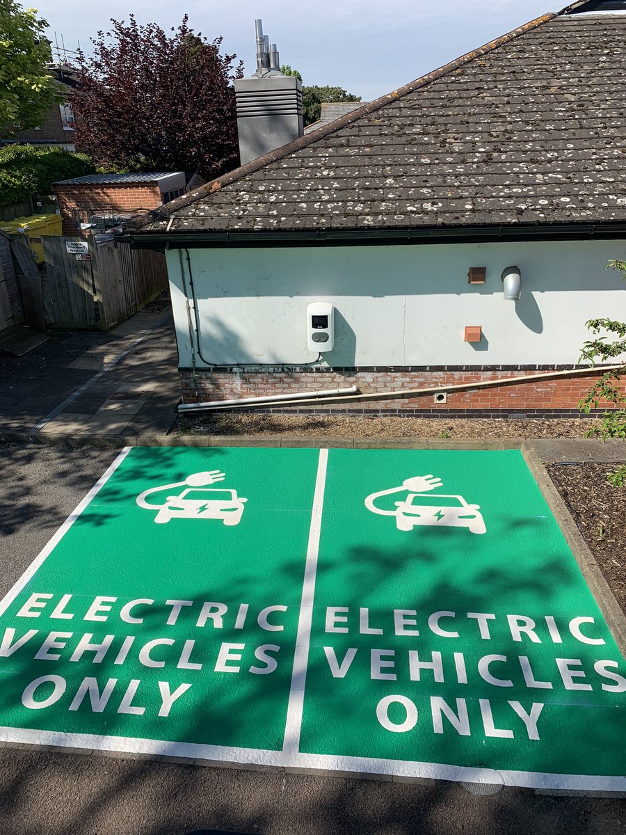 SRGELECTRICAL's tweet photo. The sun is out 🌞and yet another 2 x projects completed for @ebcharging for NHS hospitals in Essex. Our signature bay marking really complements the @ICU_Charging_UK technology. Our anti skid, anti slip and reflective bay marking technology, finishes any project #EBcharging https://t.co/jwZYXWFdlI
