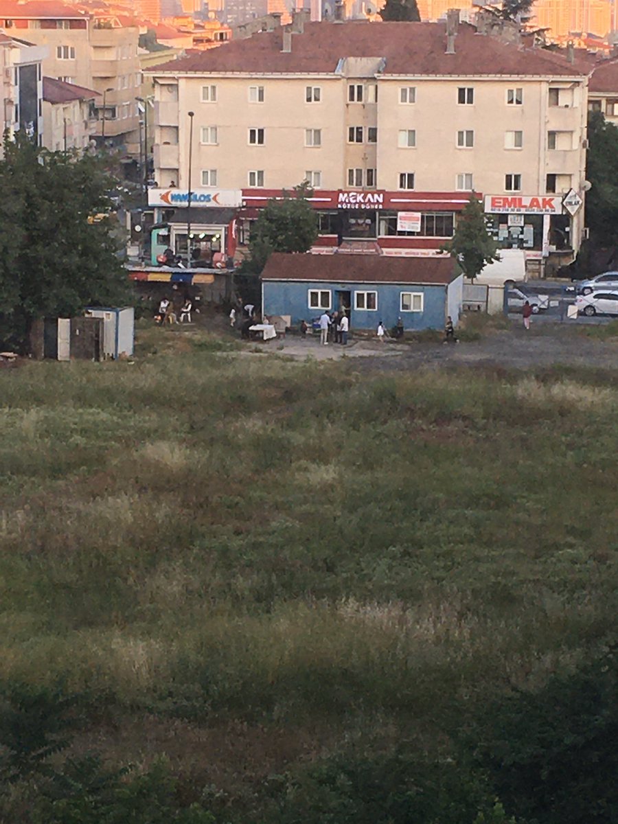 metalhack (@metalhack) on Twitter photo Bulgurlunun göbeğinde piknik sefası. <a href="/drfahrettinkoca/">Dr. Fahrettin Koca</a> <a href="/istanbul_EGM/">İstanbul Emniyet Müdürlüğü</a> <a href="/ankara_kusu/">ANKARA KUŞU</a> <a href="/ilavetv_/">İlaveler</a> <a href="/yukselodabasi/">Yüksel Odabaşı</a> <a href="/KoronaReport/">Coronavirus Report 🔴</a> <a href="/MstSelanik/">TÜRKİYE GERÇEKLERİ 1</a>
Anlaşılan yasak sadece bize. Bulgurlunun göbeğinde piknik sefası. <a href="/drfahrettinkoca/">Dr. Fahrettin Koca</a> <a href="/istanbul_EGM/">İstanbul Emniyet Müdürlüğü</a> <a href="/ankara_kusu/">ANKARA KUŞU</a> <a href="/ilavetv_/">İlaveler</a> <a href="/yukselodabasi/">Yüksel Odabaşı</a> <a href="/KoronaReport/">Coronavirus Report 🔴</a> <a href="/MstSelanik/">TÜRKİYE GERÇEKLERİ 1</a>
Anlaşılan yasak sadece bize.