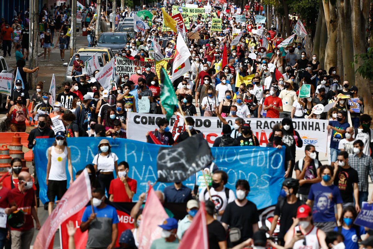 gleisi's tweet image. O povo quer comida, emprego, renda e #ForaBolsonaro! Nossa luta está crescendo! Brasília, Rio de Janeiro e Belo Horizonte super mobilizados.
#29MPovoNasRuas #29MForaBolsonaro