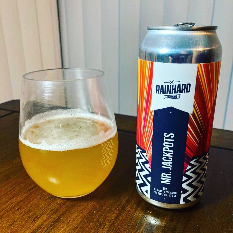 rolling_hops's tweet photo. Hit the jackpot!
#beer #craftbeer #saturdaybeer #weekendbeer #weekend #drinks #summeriscoming #springbeer #ipa #eastcoastipa #cheers https://t.co/GSvLjcojYT