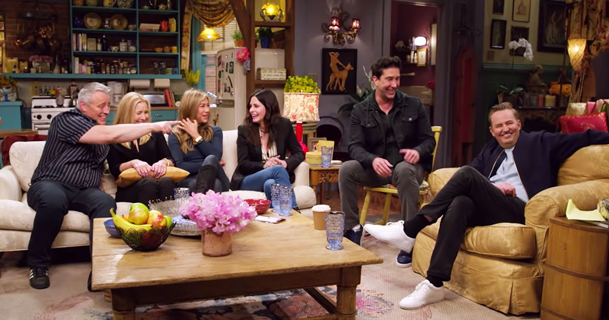 FriendsReunion1's tweet photo. Am I the only one feeling so much happy in my life in general since the #FriendsReunion ? https://t.co/MUXTbuhJdV