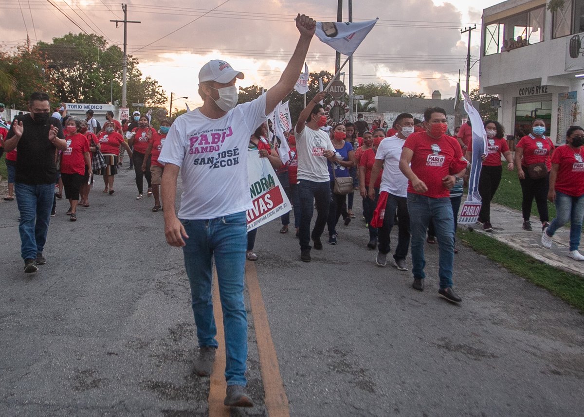 ¡Vamos con todo por el triunfo! Las familias de San José Tecoh, ya están listas para iniciar un cambio y alzar la voz para que sus necesidades sean atendidas. #CuentasConmigo #CuentasConPabloGamboa