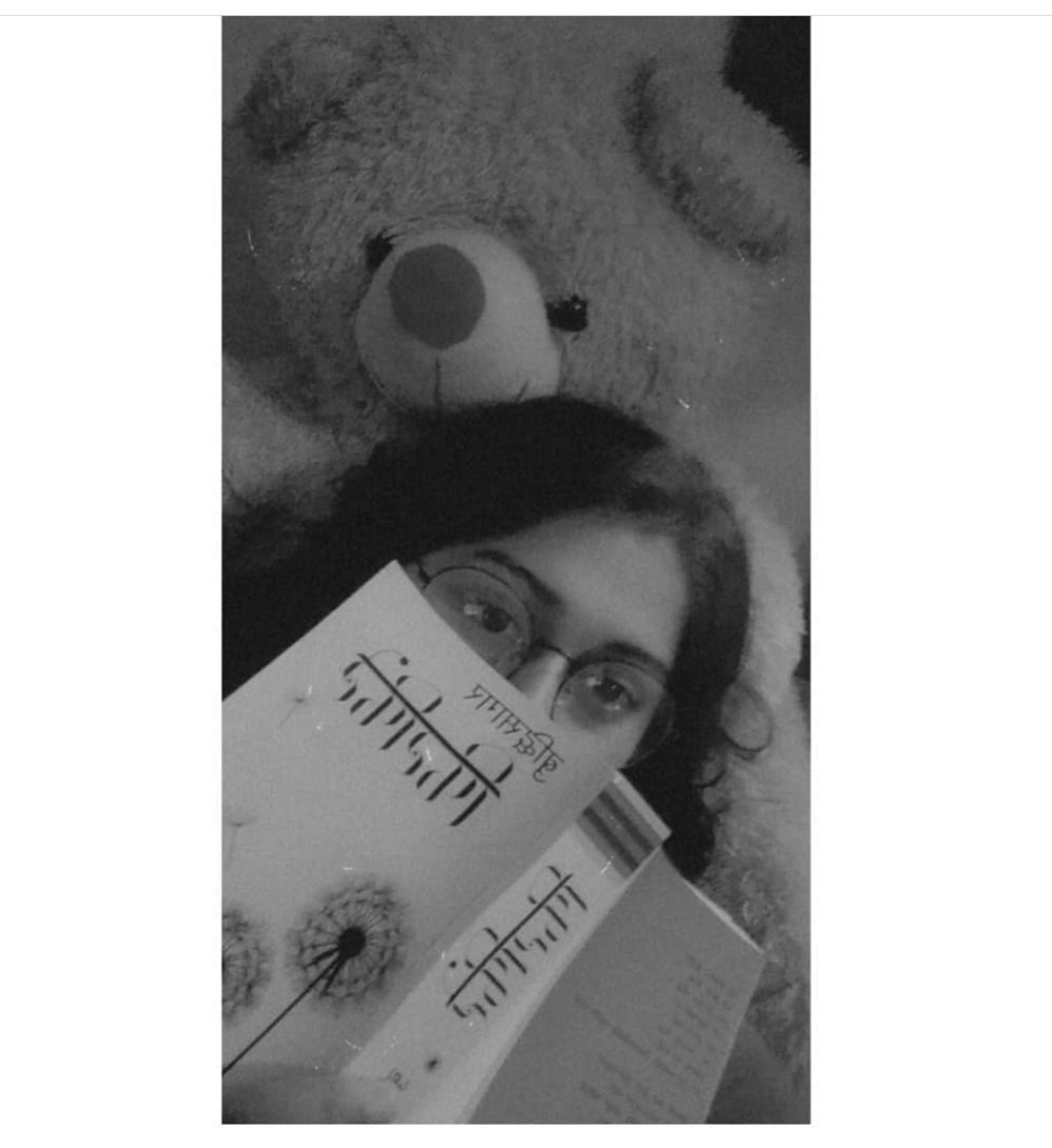 pandeya_sanzu's tweet photo. Forever favorite♡
Sometimes, you read a book and it fills you with this weird evangelical zeal, and you become convinced that the shattered world will never be put back together unless and until all living humans read the book.
#firfire #mustread
@buddhisagar https://t.co/7yQ6qzPHfn