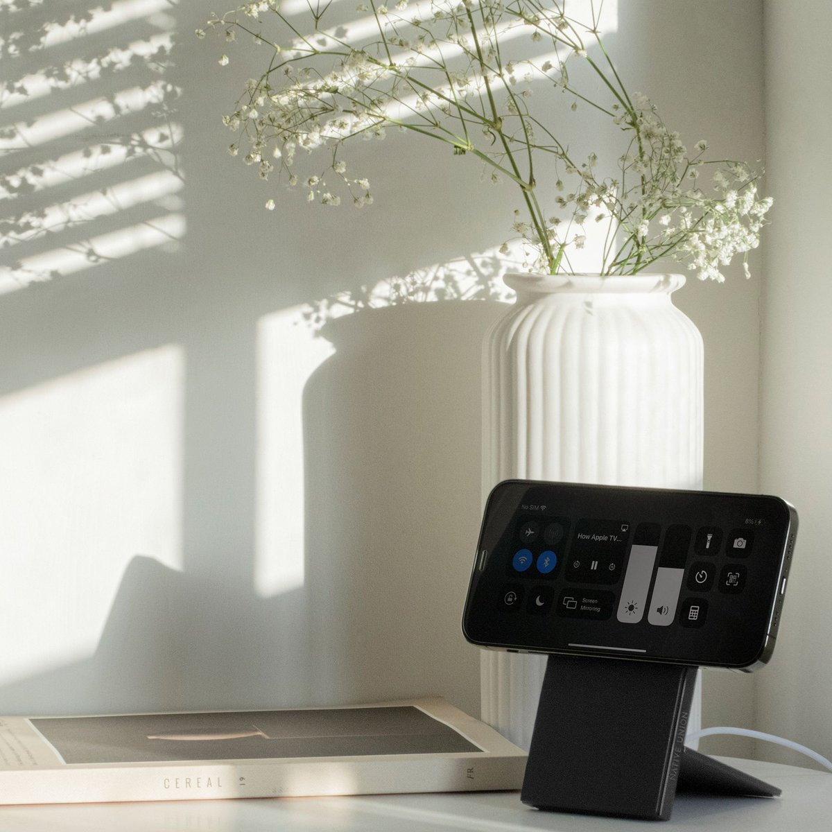 Question for all you iPhone 12 users: how have you decorated your space? Minimalist, industrial, or contemporary? Let us know – we think our Rise Dock | MagSafe Compatible is designed to enhance any space.