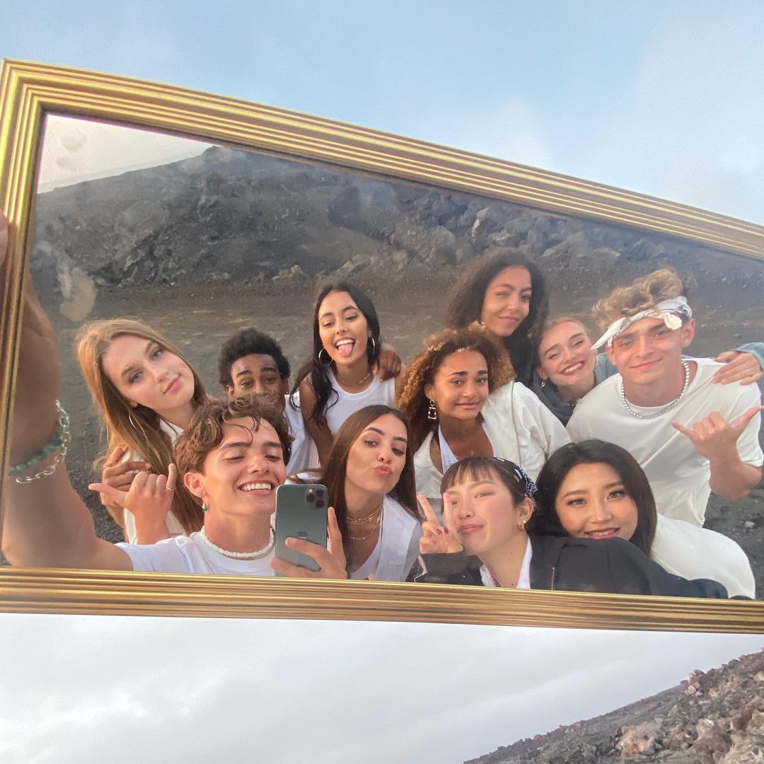 SHidalgoOnline's tweet photo. 🥰🥺

 📸| Hina Yoshihara (@/hina_yshr) via Feed do Instagram.

🇧🇷: "NowUnited x Forever21
Nobody Like Us saiu!!! 🤍
@/forever21
#F21XNOWUNITED #FOREVERBABE" 

🇺🇲: "NowUnited x Forever21
Nobody Like Us out now!!! 🤍
@/forever21
#F21XNOWUNITED #FOREVERBABE" https://t.co/BdetRg8Ncl