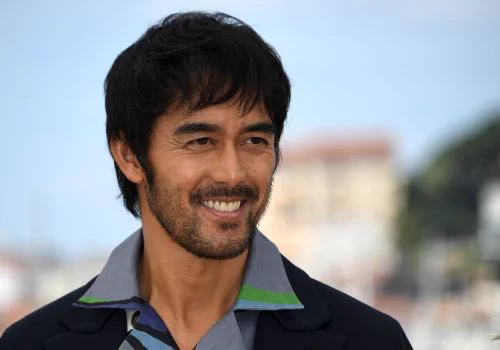 エジプトで発掘されたミイラに描かれた肖像画が？阿部寛にそっくりwww