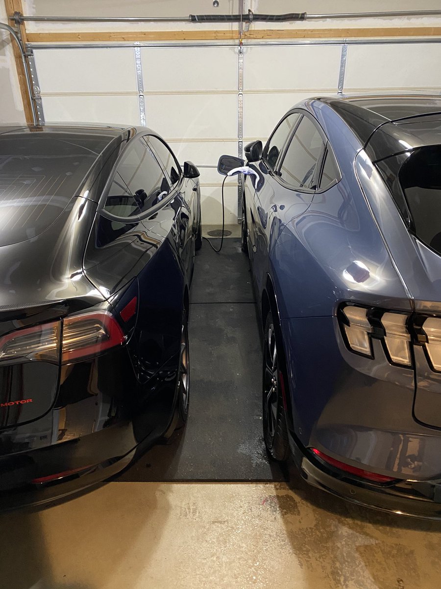 EVandChill's tweet photo. Beautiful sight indeed! Two clean EVs thanks to @Washyourev @Tesla @Ford #blessed #2evhousehold #no_ice https://t.co/qteBfCaHIU