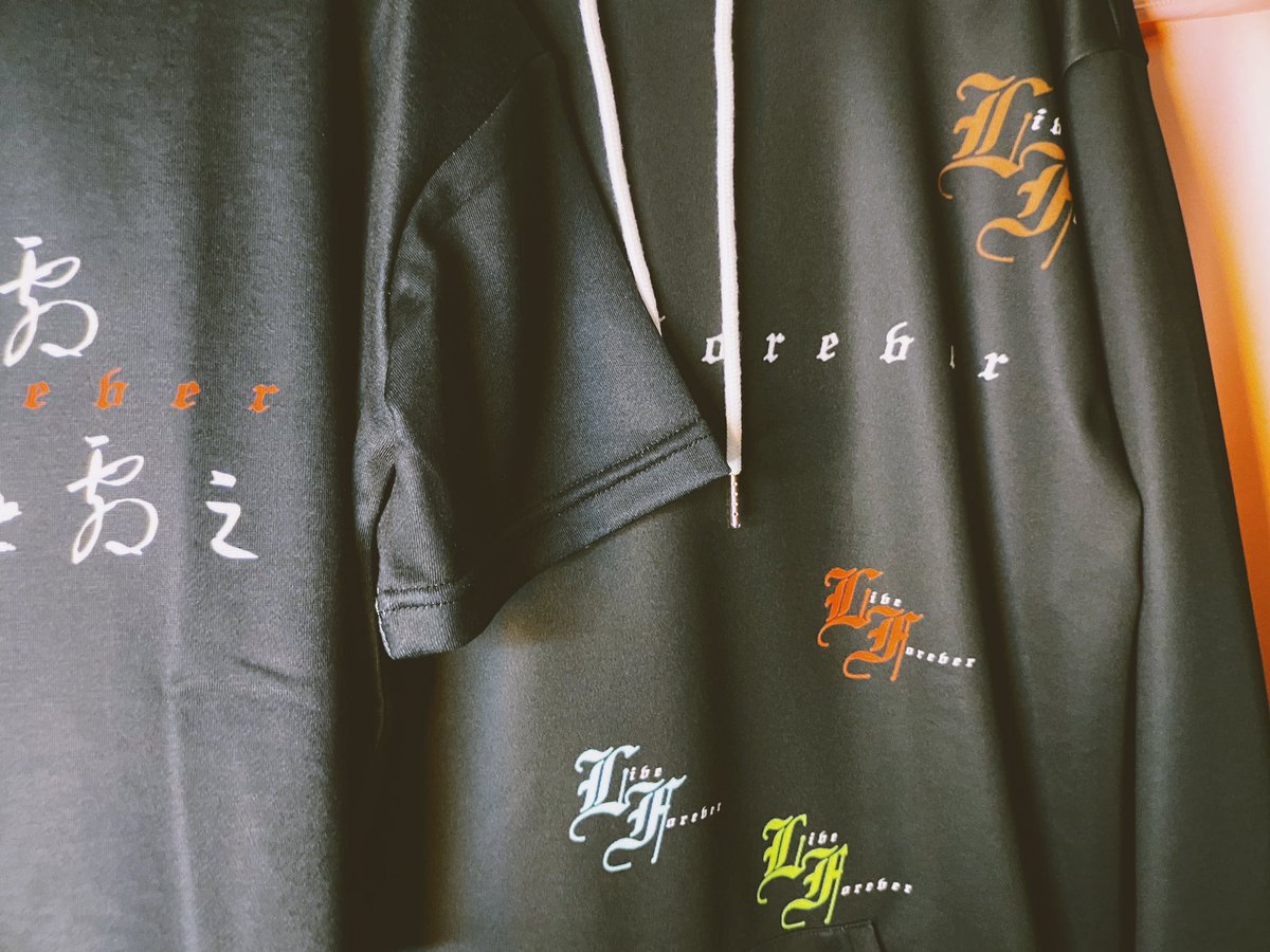 I AM RICH tweet media