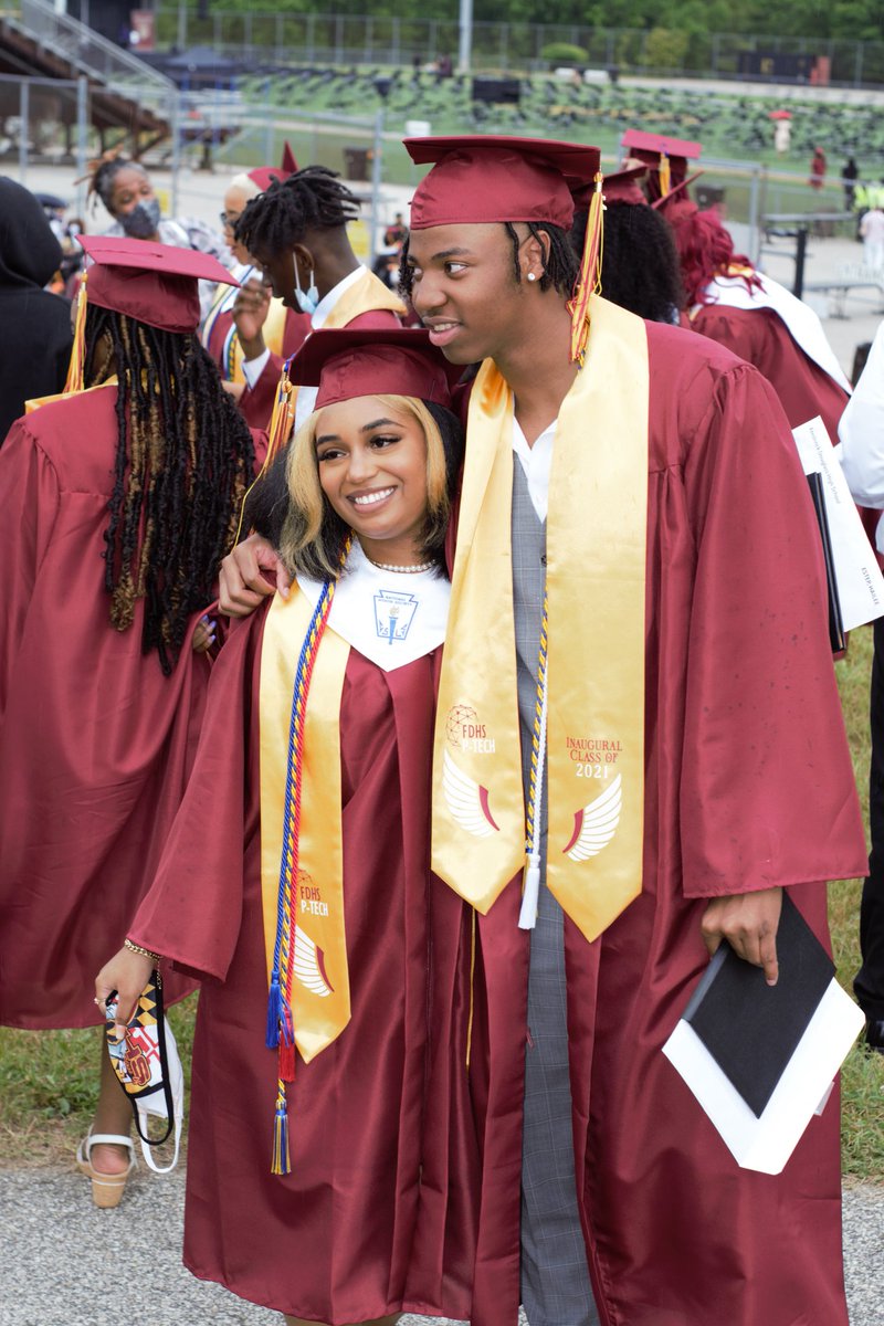 QB_JordanAdams's tweet photo. @FDHSEagles @FDHSPTECH #Classof2021 Proud to be an Alumnus of FDHS and PGCC! https://t.co/aCr0xp5m30