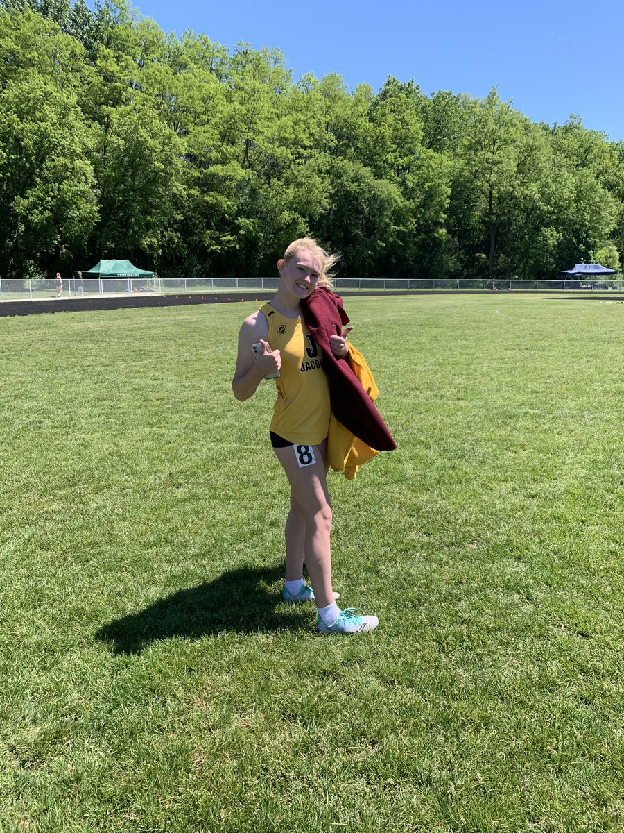 Wr86Zimm's tweet photo. All Conference in the 200 and a PR for @DPouska with a time of 27.14 🔥🔥
🦅🏃‍♀️
@HDJ_Athletics @JacobsHighS @HDJGirlsTrack https://t.co/vLYD4WS2v2
