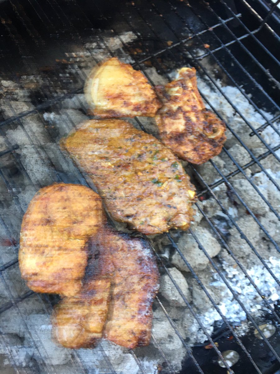 CiaranALynch's tweet photo. #unlockingdowndining # it’s Barbecue fire 🔥 #Howitstarted &amp; #Howitfinished ….#MeatMarinades Beef/Garlic/Parsley - Pork/Ginger/ChilliPaste - Chicken/Yogurt/Tandoori served with New Season ☘️ Irish Potatoes basted in Fresh Mint Butter 🧈🍃 &amp; Mediterranean Salad  🥬🍅☀️ #UCLFinal https://t.co/Cehp88XPIT