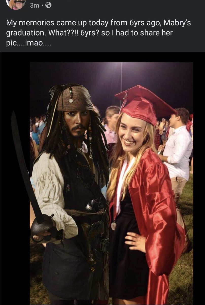cherrygunk's tweet photo. MY MOM PHOTOSHOPPED JOHNNY DEPP OVER MY EX BOYFRIEND JUST TO SHARE THIS ON FACEBOOK P L E A S E https://t.co/aZv4cPArGO