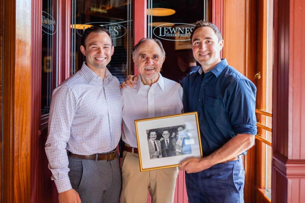 LewnesSteak's tweet photo. Exquisite dishes are nothing complicated. It's as simple as fresh, USDA Prime-cut steaks, and a passion for the craft that's lasted for generations. #Lewnes https://t.co/GG4lvgYGIy