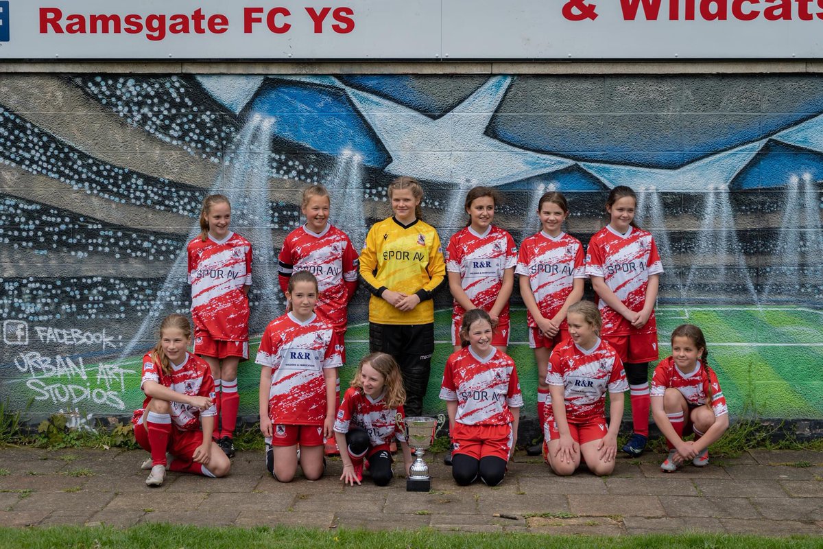 Ramsgate_FC_YS's tweet photo. Congratulations to the Ramsgate FC U11 and U12 girls, both teams won the KGLFL Shield in their respective age groups.  
Well done to all the girls who participated 🏆🏆 https://t.co/4o5VJBCX57