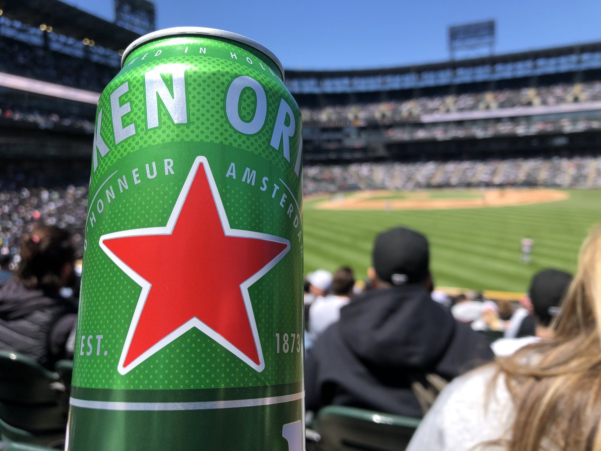 Brianeken's tweet photo. Back to the ballparks. #backtothebars #heineken https://t.co/zMpU8WBO8x
