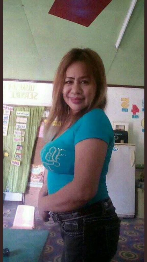 SCholiah's tweet photo. @Sriwayu16029798 Yang lebih Montok bagian atas tu te.blm tau yg bawah montok jga ngakTante. https://t.co/wEwaAOtf0r