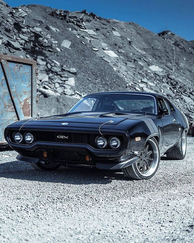 _Power_Cars_'s tweet photo. Retweet if you enjoy! #classic #car https://t.co/buswc6XRc0