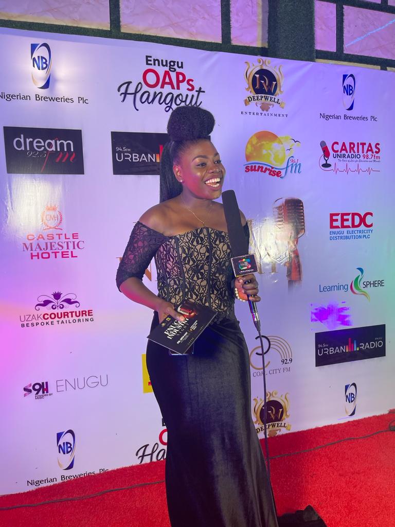 ify_adaide's tweet photo. The novel #EnuguIndustryNight was worth the time.
#EnuguOAPsHangout @EnuguOapsH We made History.
Dress made by @uzak_couture check her up on Instagram. She will make something much better for you.
Of course @nekky_home_of_beauty_salon always make my hair. #IndustryNight #Adaide https://t.co/M0uI9EczDW