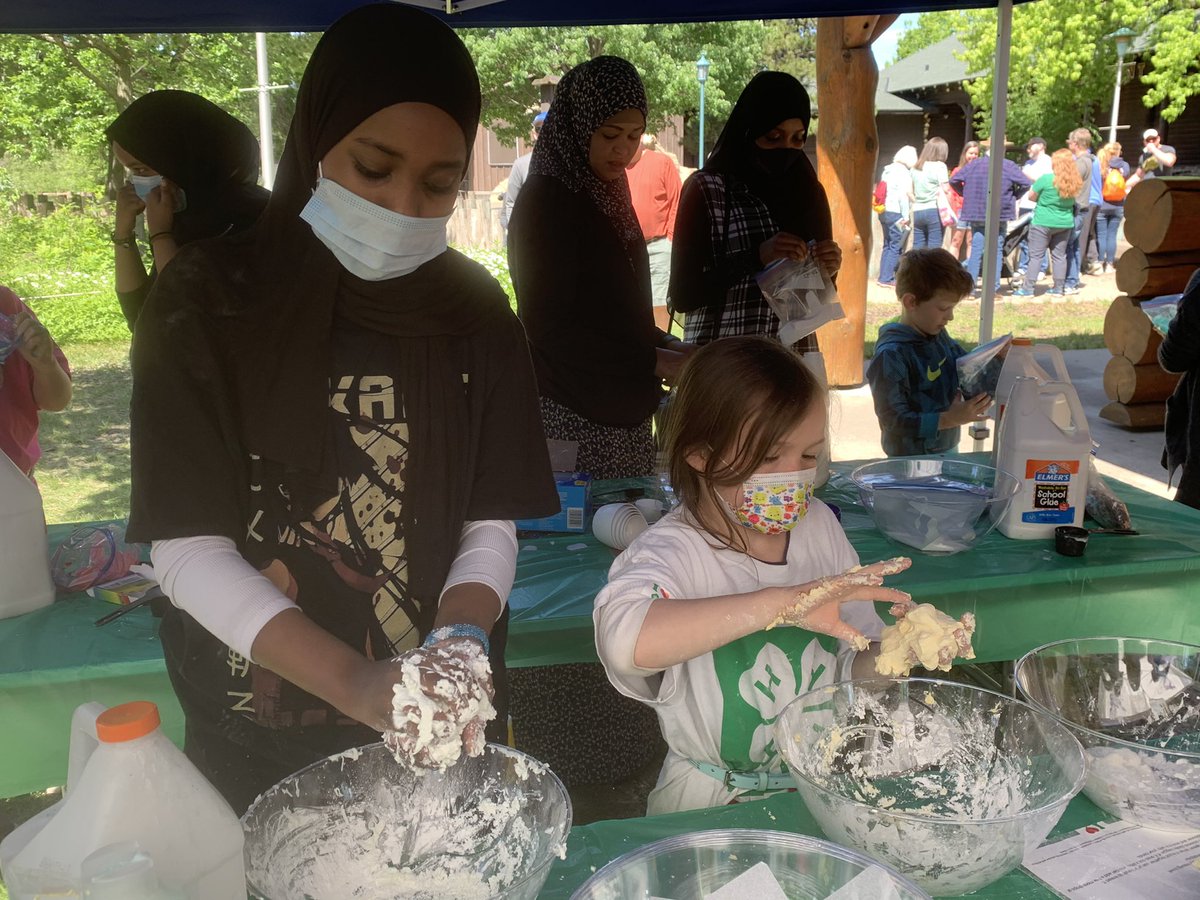 Joanna_Tzenis's tweet photo. What a day at the MN State Fair summer kick-off event. @MN4H teens were teaching hands-on STEM activities to fair-goers. We made sooo much slime!! #InspireKidsToDo #CYFAR https://t.co/Mc0eHWEK7s