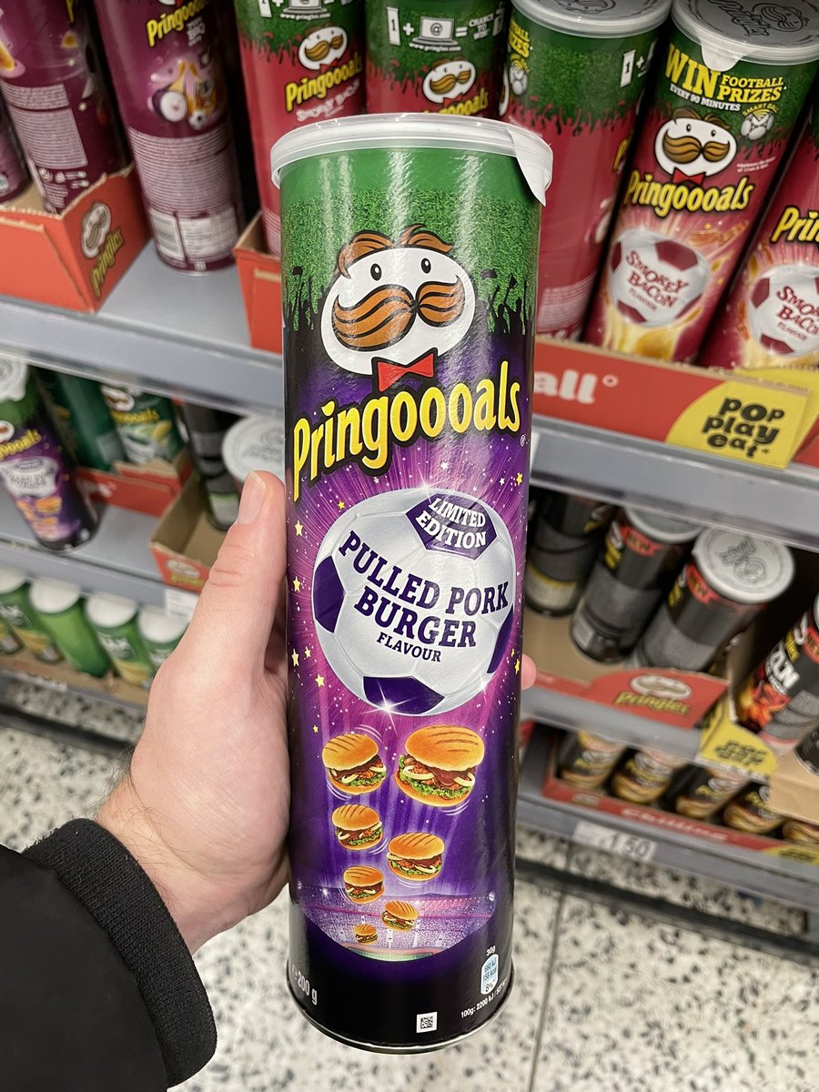 All_Things_New_'s tweet image. Pulled Pork Burger Pringles! 💜 At Sainsbury’s @Pringles_UK #pringles #pulledporkburger #pulledpork #burger #onceyoupopyoucantstop #limitededition #football #pringoooals #wellthisisnew