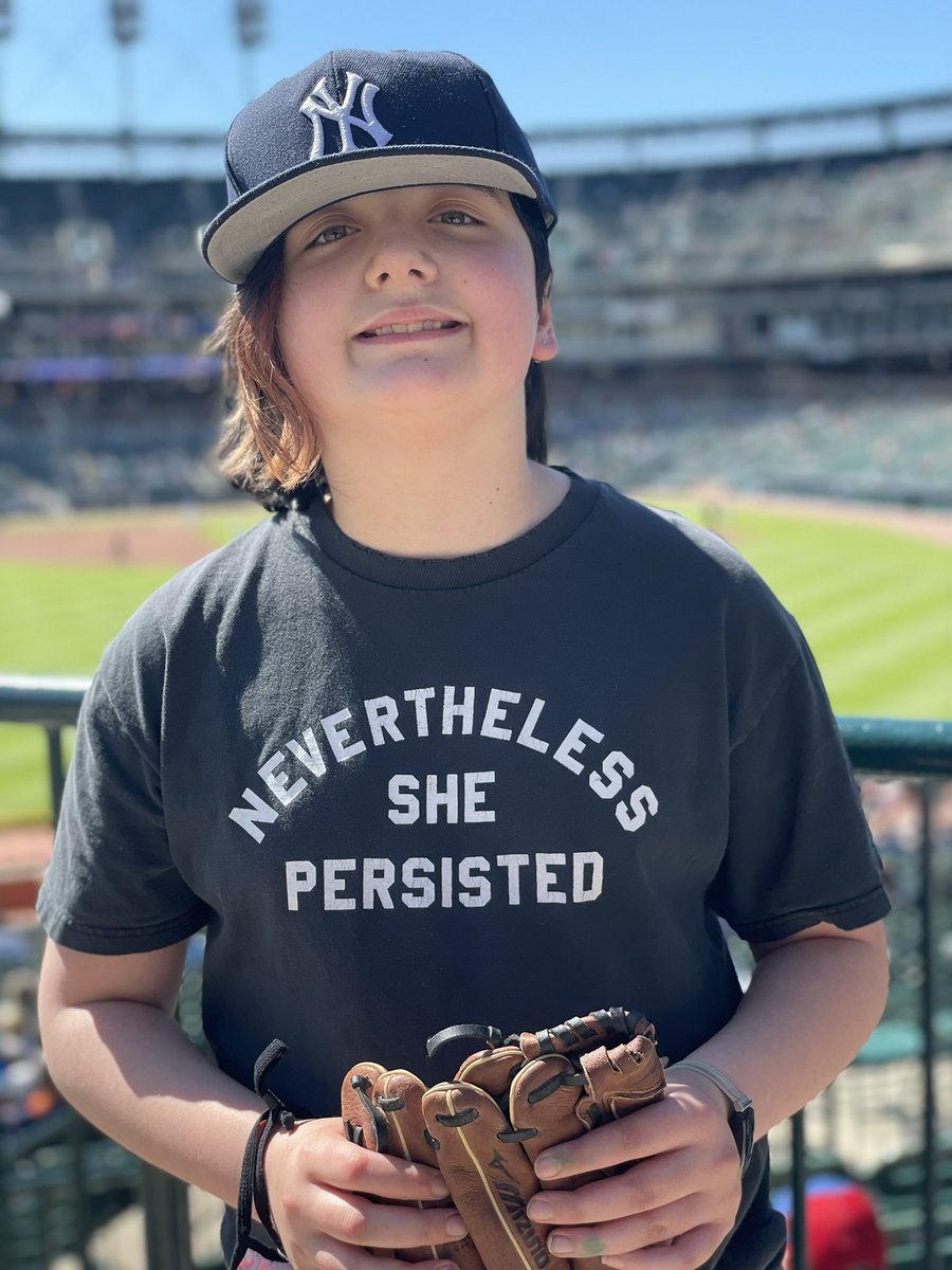 btillander's tweet photo. Nothing better that a beautiful day at Comerica Park!  #DetroitRoots https://t.co/5IJmFQsnSG